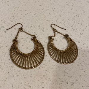 Fashion jewelry earrings